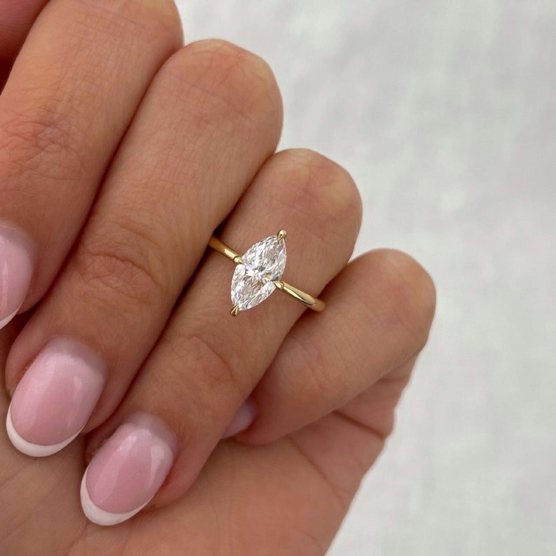 2.0 Marquise Cut Moissanite Engagement ring