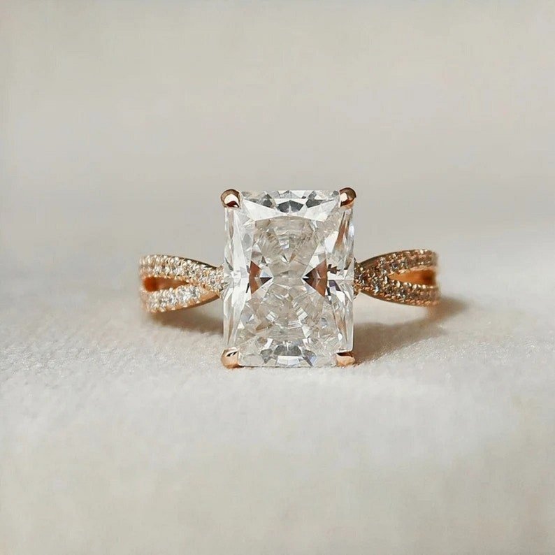 4.0 Ct Radiant Moissanite Engagement Ring